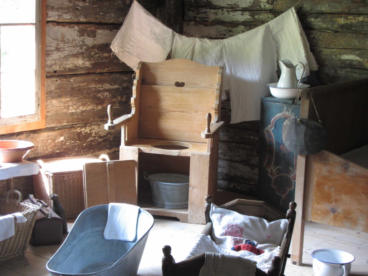 Toilettes à l'éco-musée de Ballenberg
